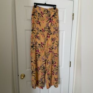 ** Bundle **. Strapless floral pant romper & earrings!
